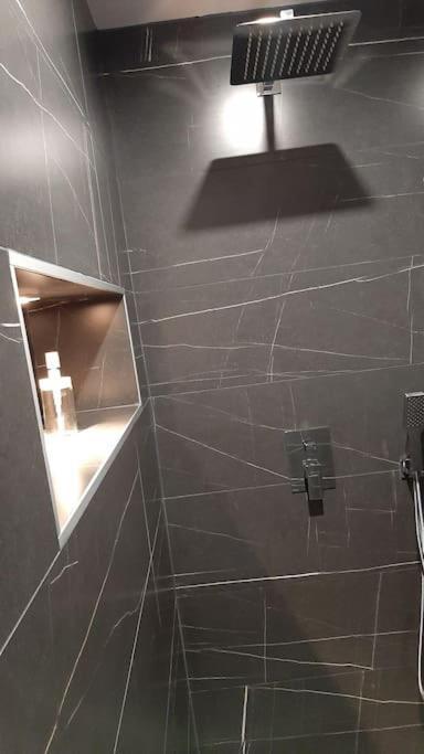 Studio Chaleureux En Hyper Centre Charleville-Mézières Eksteriør bilde